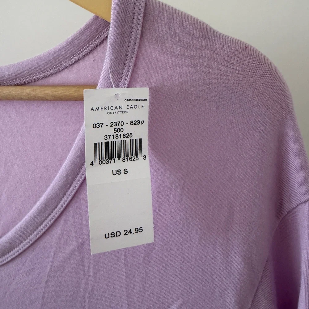 AE SOFT & SEXY VNECK Purple Size S NWT - Picture 2 of 6